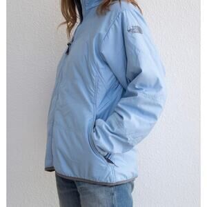 The North Face light weight women’s Puffer jacket